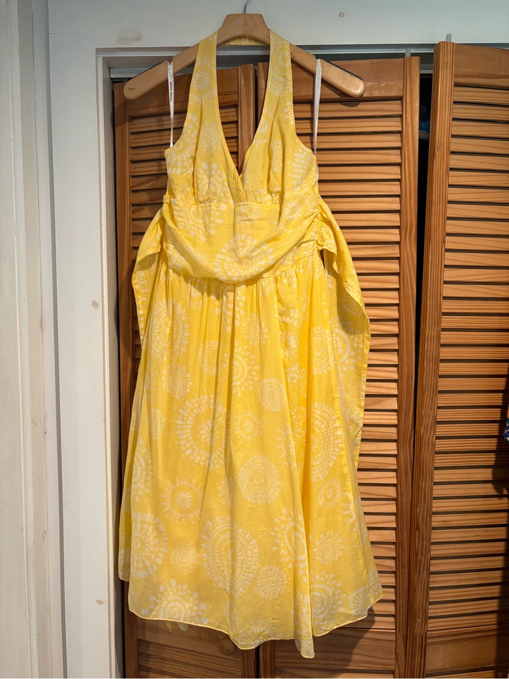 Bisou Bisou Yellow Halter Sun Dress Cotton Lined Resortwear Empire Waist 10